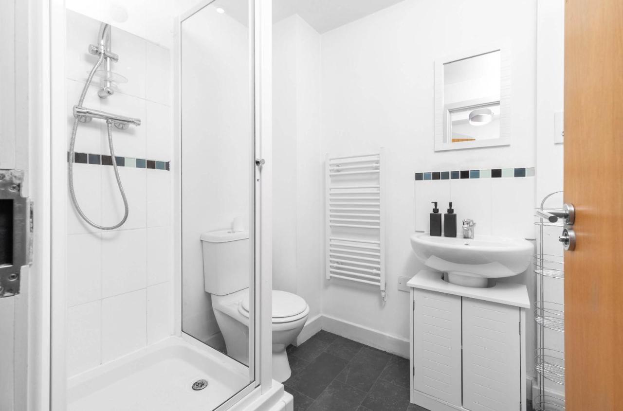 Beautiful Birmingham Central Spacious Apartment-Free Parking, Wifi, Contractors, Hs2, Bullring, Birmingham City Fc Extérieur photo