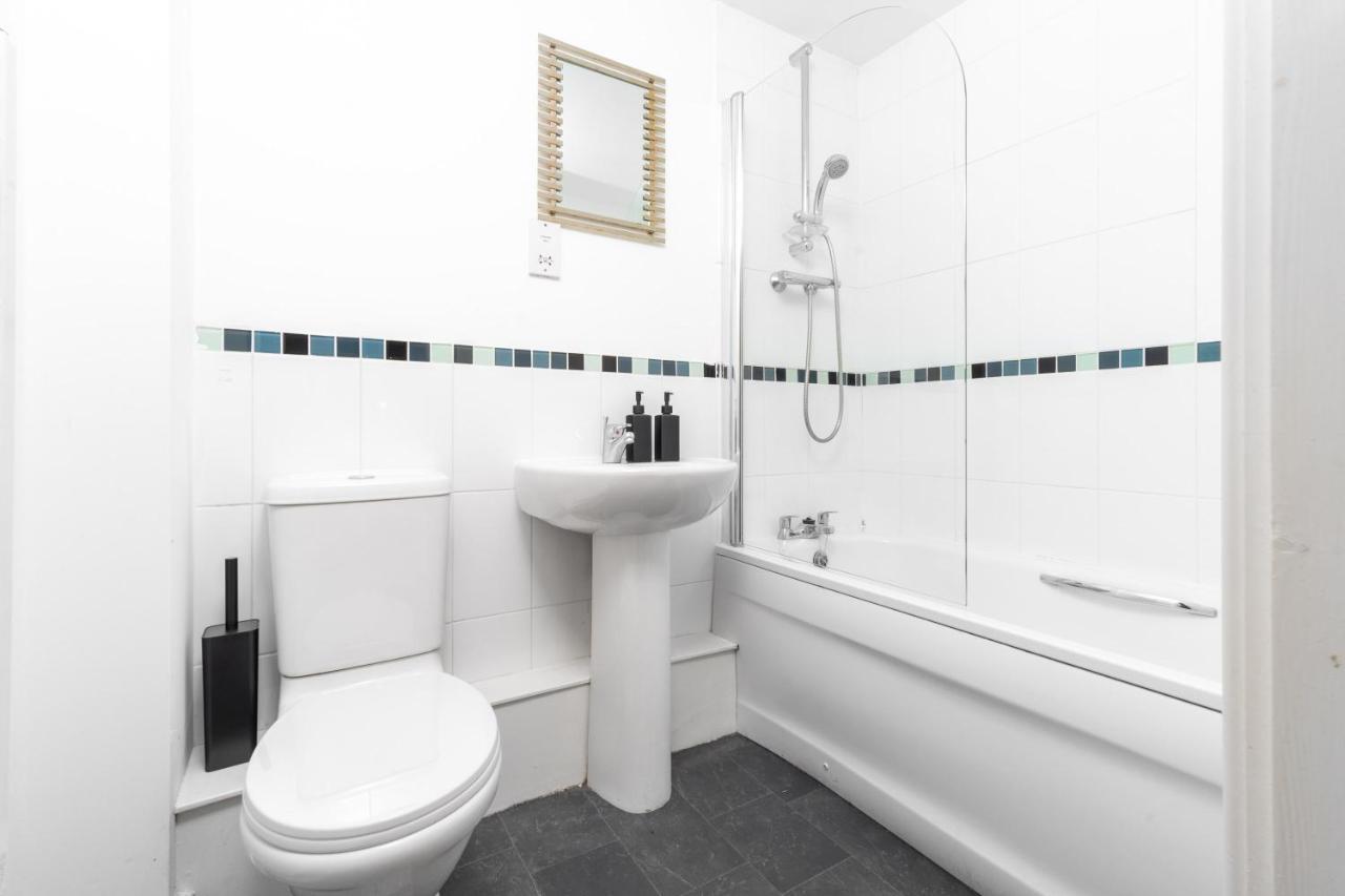 Beautiful Birmingham Central Spacious Apartment-Free Parking, Wifi, Contractors, Hs2, Bullring, Birmingham City Fc Extérieur photo